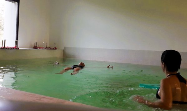Ateliers KinesiEAU, les bienfaits de la kinésiologie et de l'exercice dans l'eau